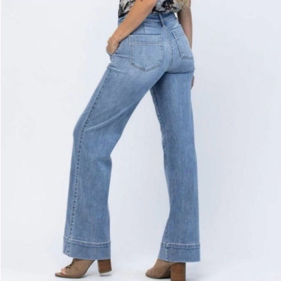 Judy Blue Mid-Rise Wide Leg Jeans Size 15/32 - Picture 2 of 4